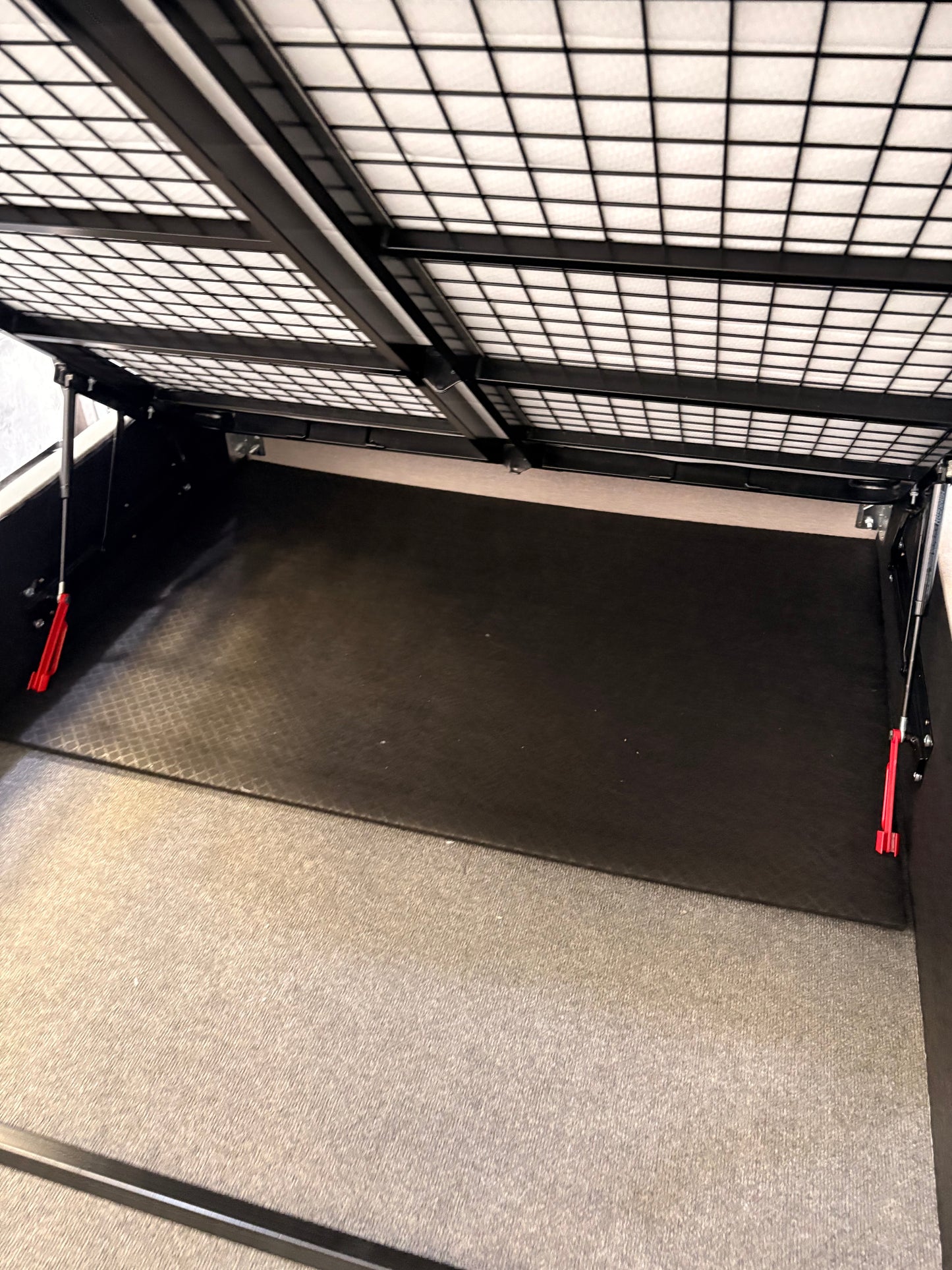 Avanti Ottoman Bed Frame