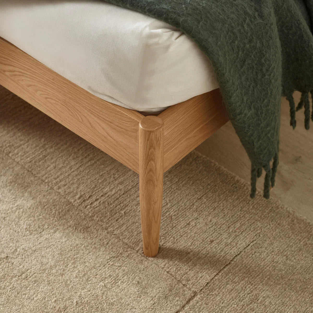 Bolton Oak Spindle Bed