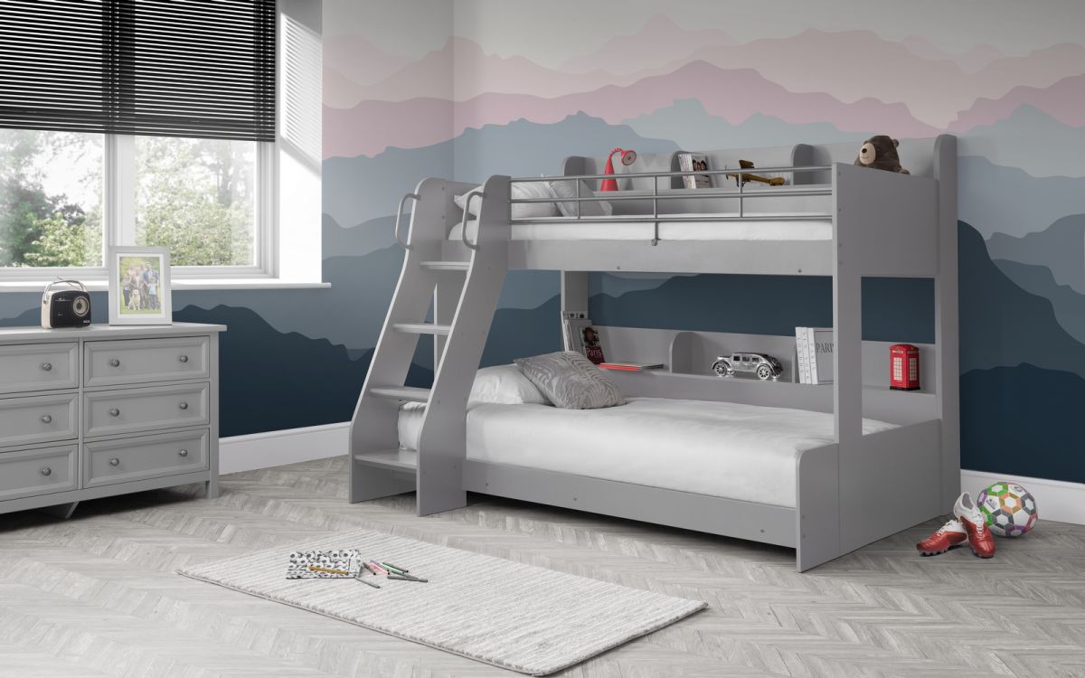 Dakota Triple Sleeper - Light Grey & White