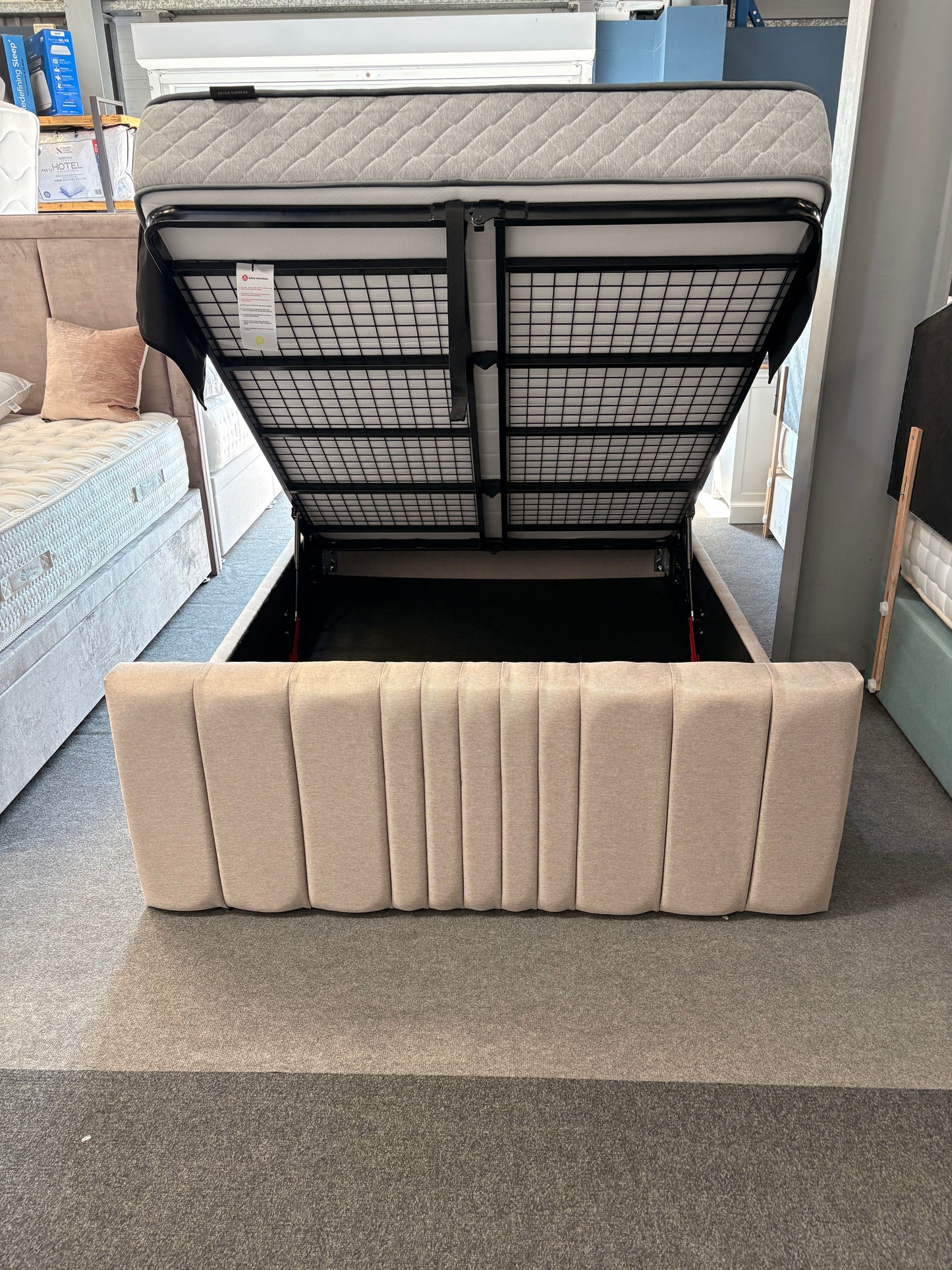 Avanti Ottoman Bed Frame